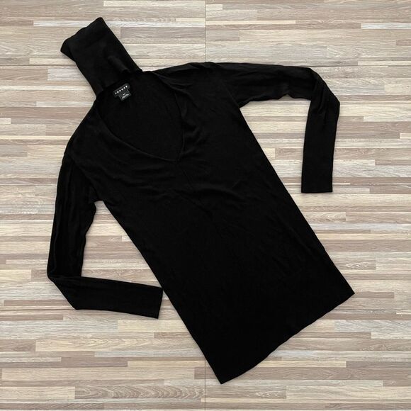 TROUVE Keyhole Sweater - Picture 2 of 3